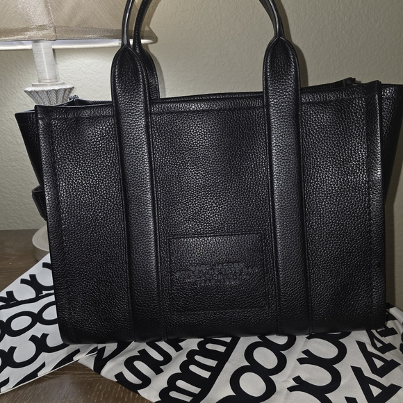 Marc Jacobs Medium Black The Tote Bag and The Wallet Set - Picture 2 of 6